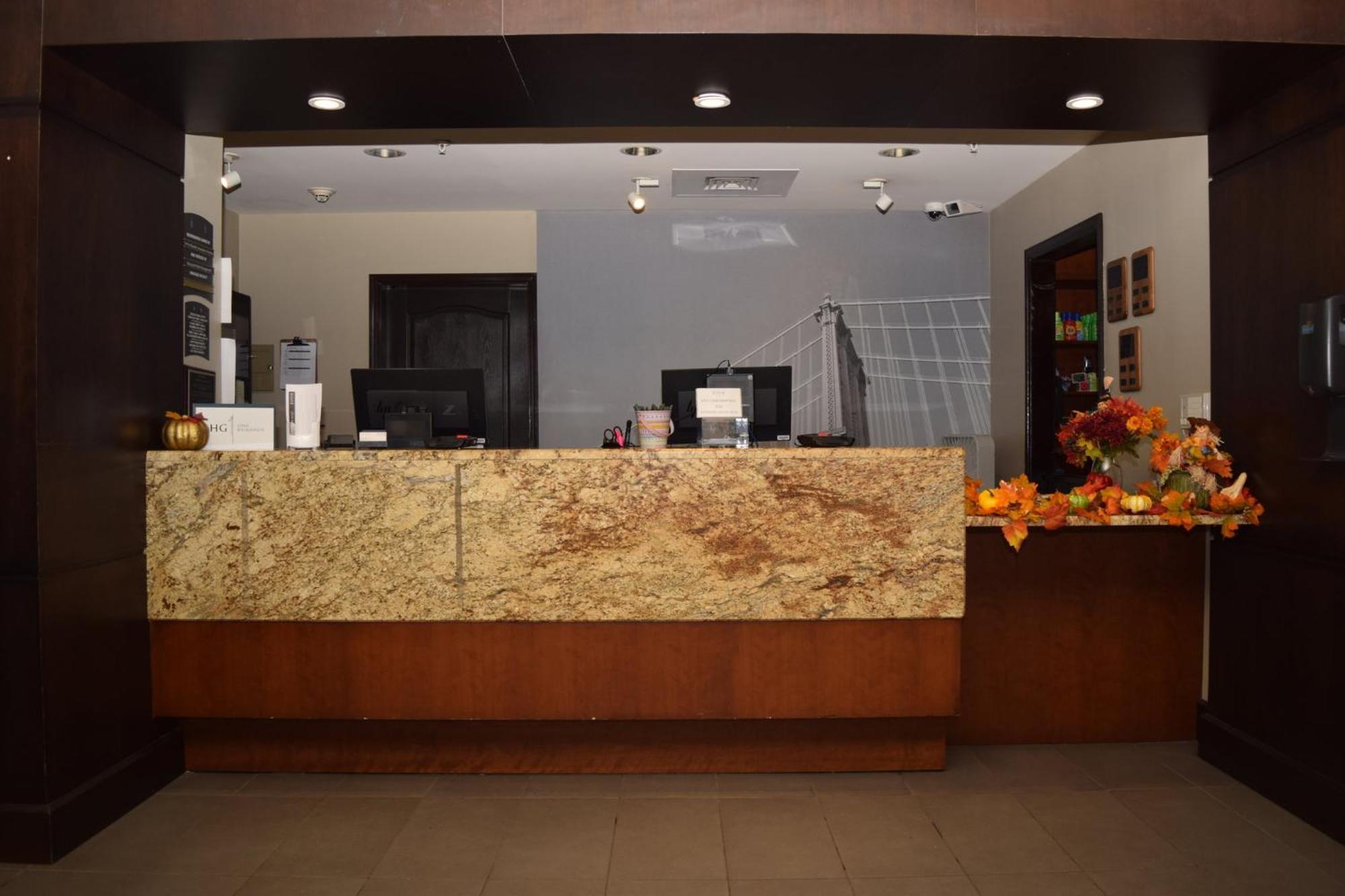 西拉克斯利物浦套房酒店 外观 照片